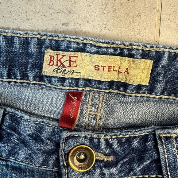 BKE Stella Low Rise Boot Cut Jeans - Size 28 x 31.5 stated (actual 32 x 32.5) - Picture 2 of 13